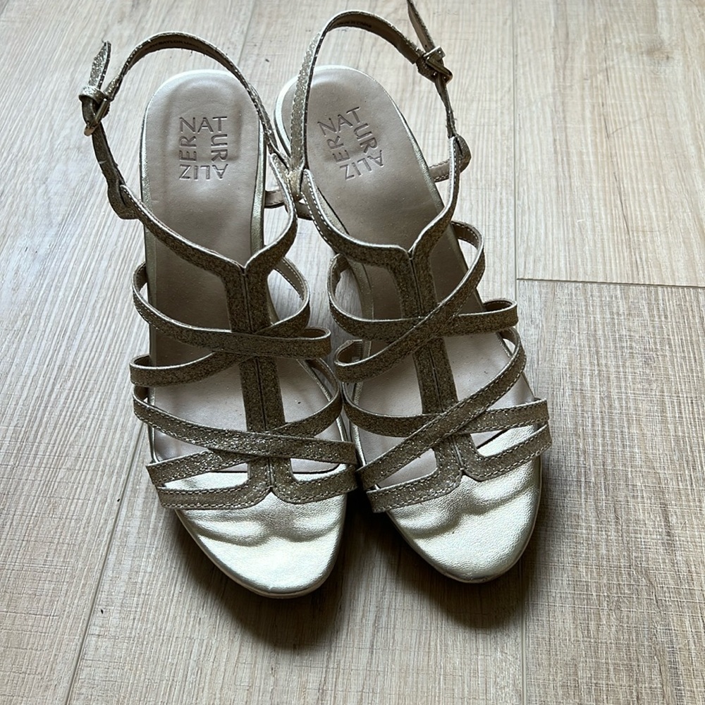 Naturalized gold sparkle heels — wide